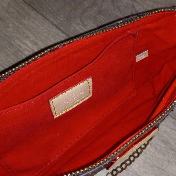 🦋Beautiful Louis Vuitton mini pochette kaki monogram bag for any occasion 🦋🦋 - Picture 4 of 7